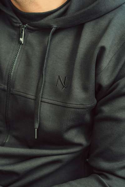 Détails Veste sweat à capuche noir pour homme Maybak