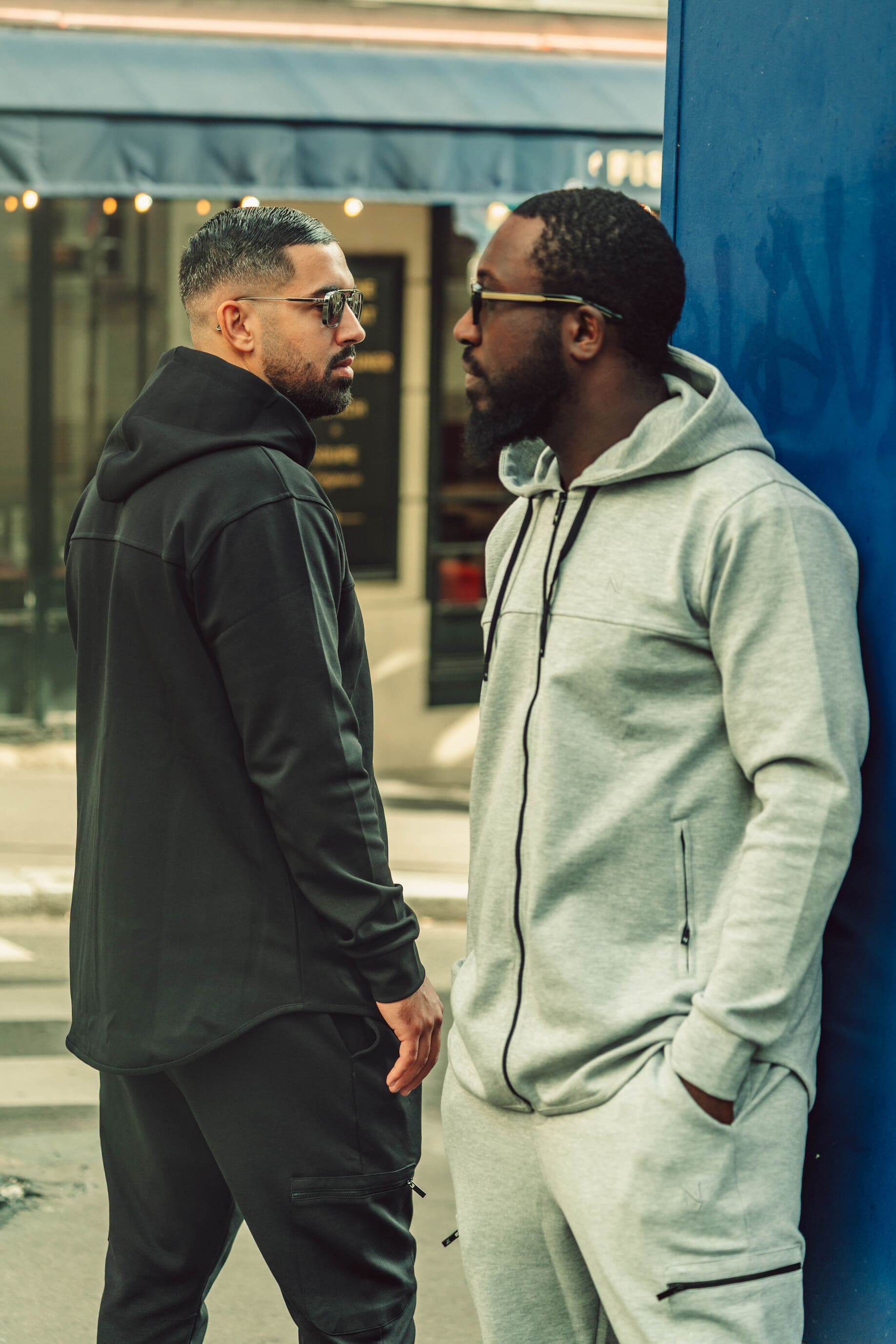 Ensemble vest à capuche et jogging sarouel Maydane gris clair pour homme